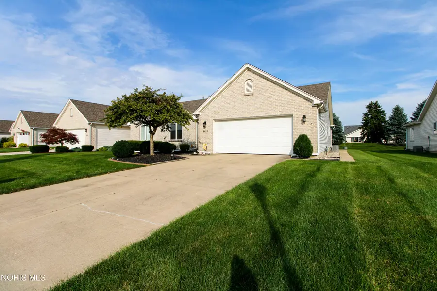 4459 E Clearwater Drive, Maumee, OH 43537 - #2