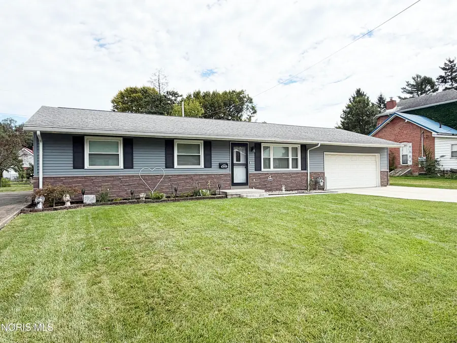 1004 Leonard Court, Fostoria, OH 44830 - #3
