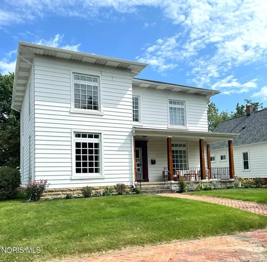 215 N 3rd Street, Upper Sandusky, OH 43351 - #2