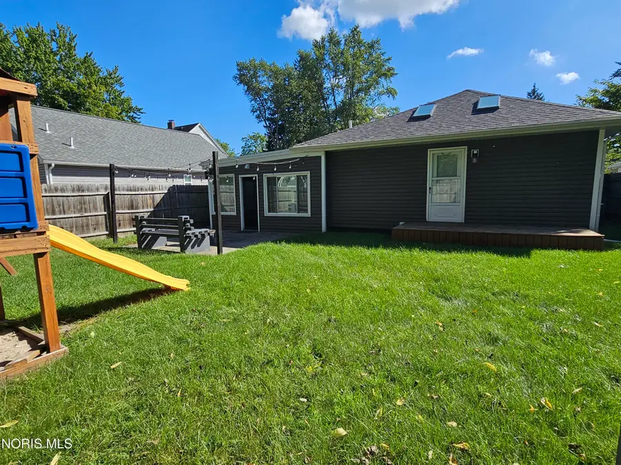 5013 Allen Street, Sylvania, OH 43560 - #2