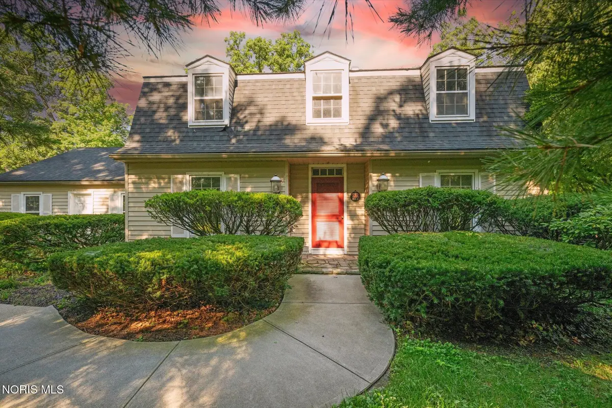 42 Back Bay Road, Bowling Green, OH 43402 - #1
