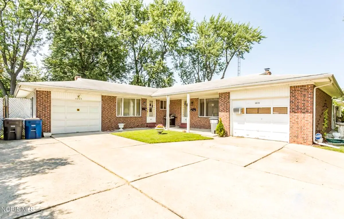 5829 Benalex Drive, Toledo, OH 43612 - #1