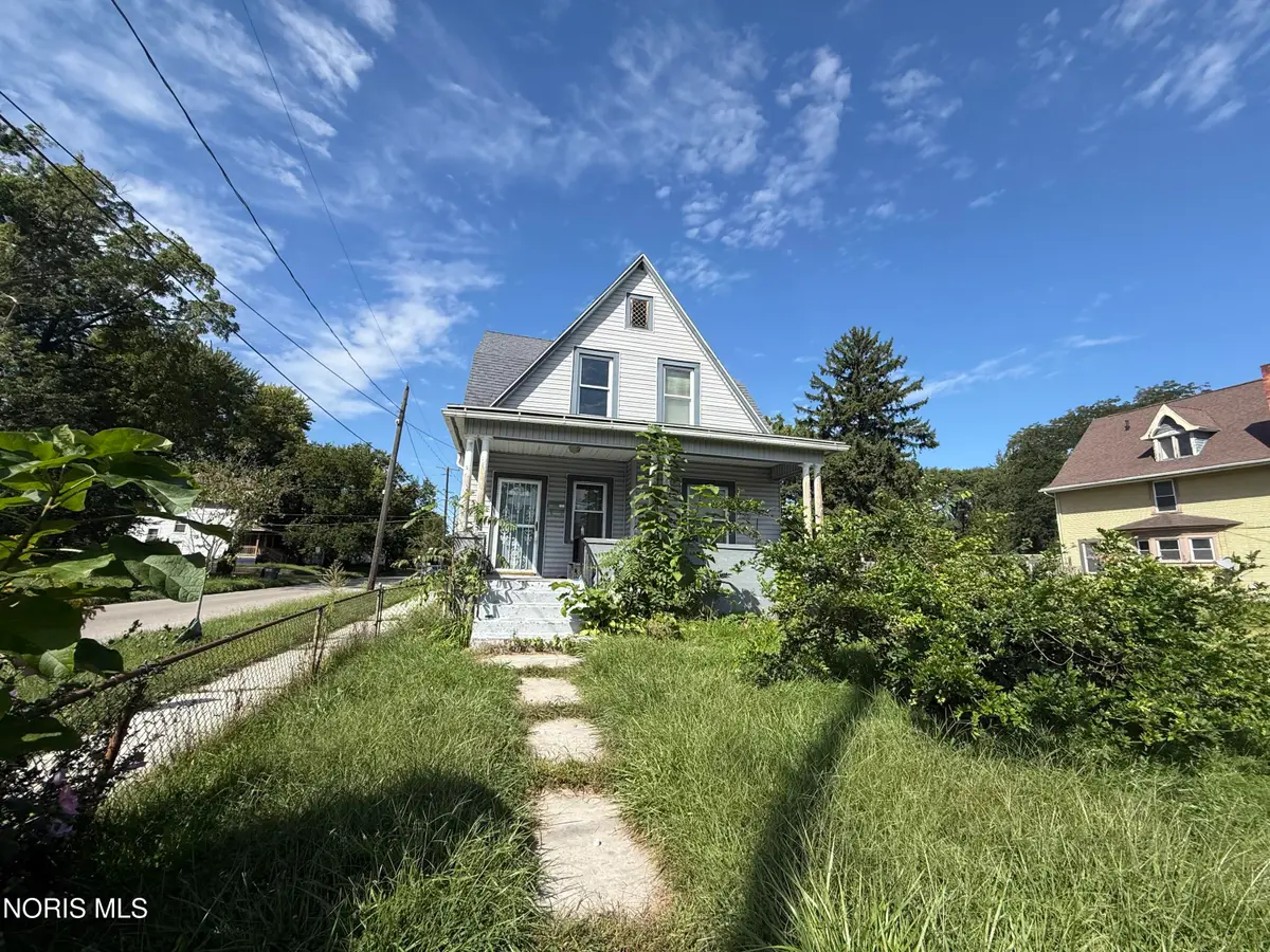 2445 Warren Street, Toledo, OH 43620 - #1