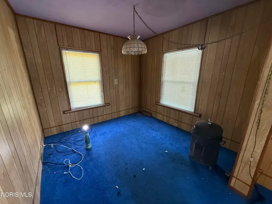 2445 Warren Street, Toledo, OH 43620 - #3