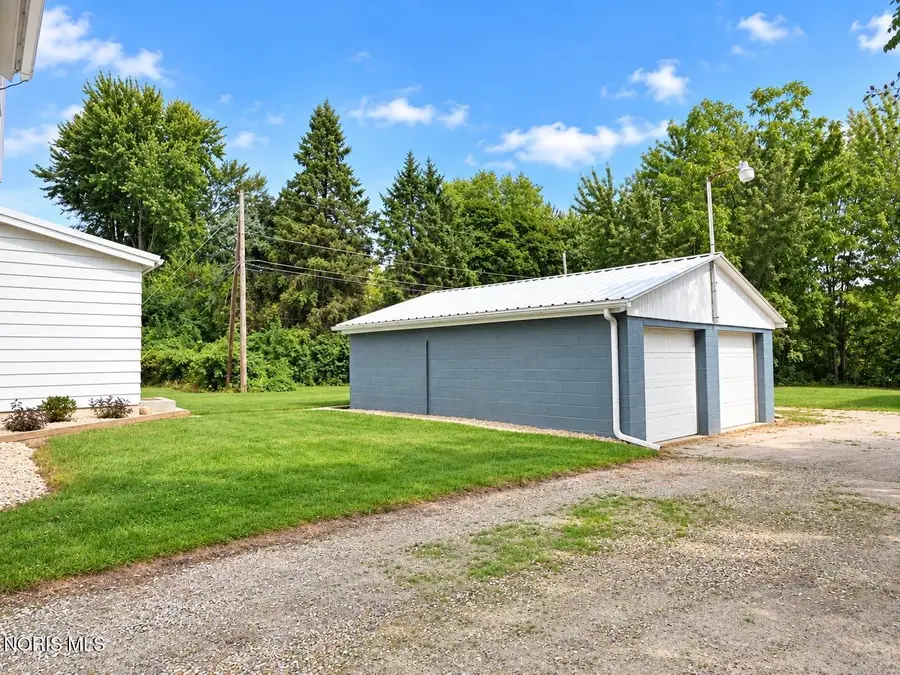 712 - 712 1/2 Buckley Street, Fostoria, OH 44830 - #3