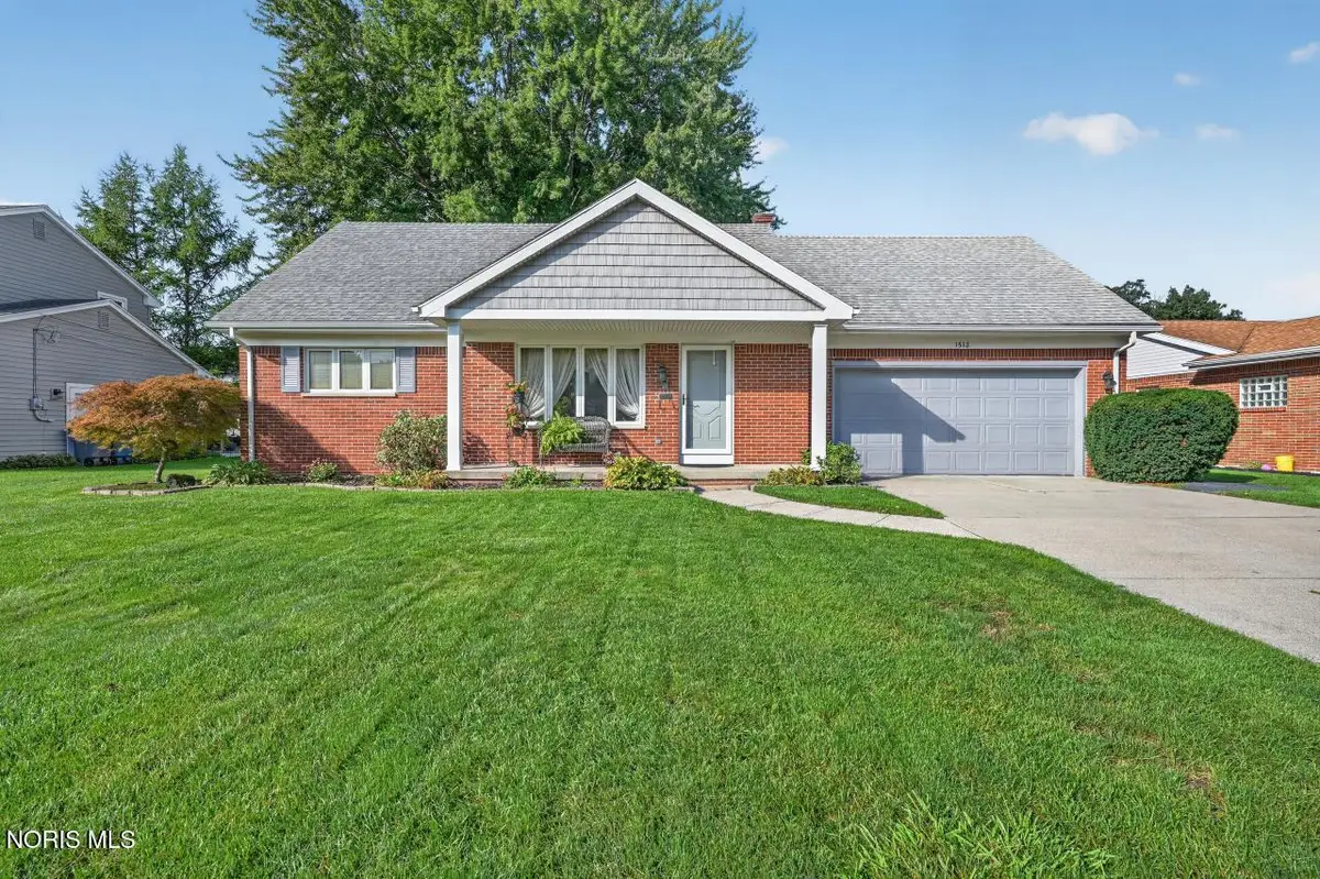 1512 Highland Green Drive, Toledo, OH 43614 - #1