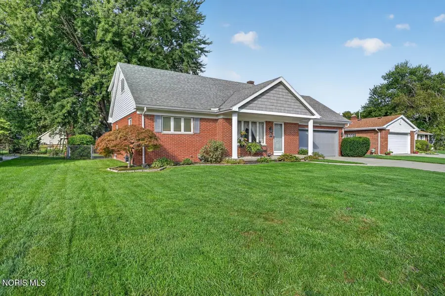 1512 Highland Green Drive, Toledo, OH 43614 - #2