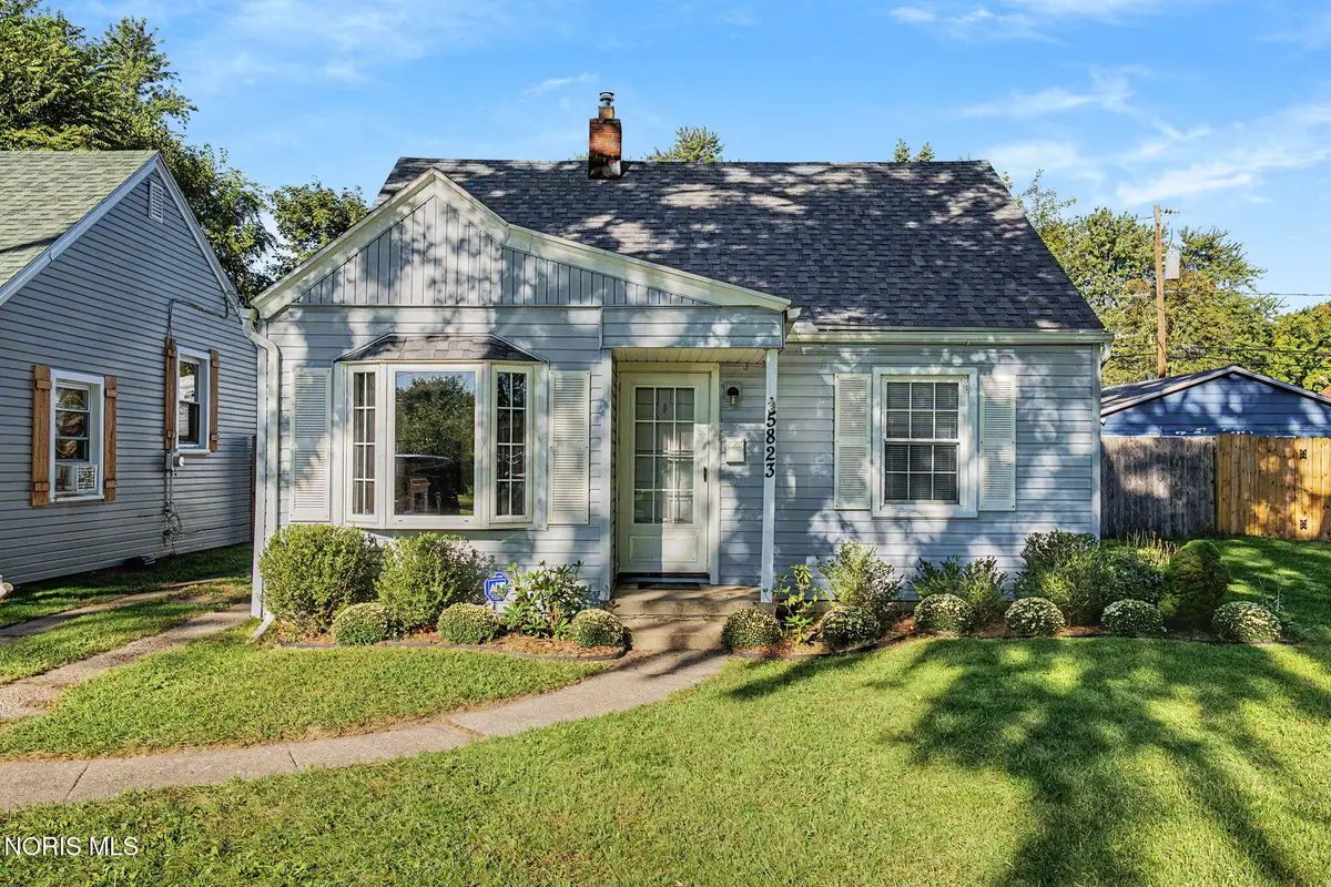 5823 Adelaide Drive, Toledo, OH 43613 - #1