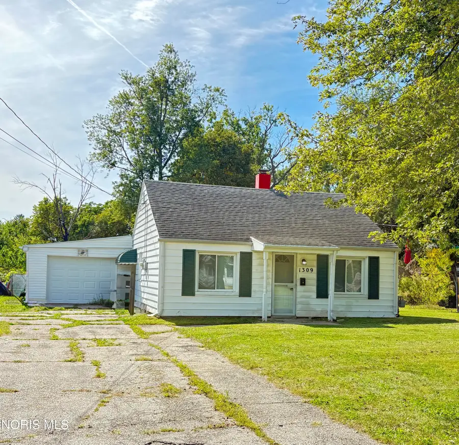 1309 Ogontz Avenue, Toledo, OH 43614 - #2