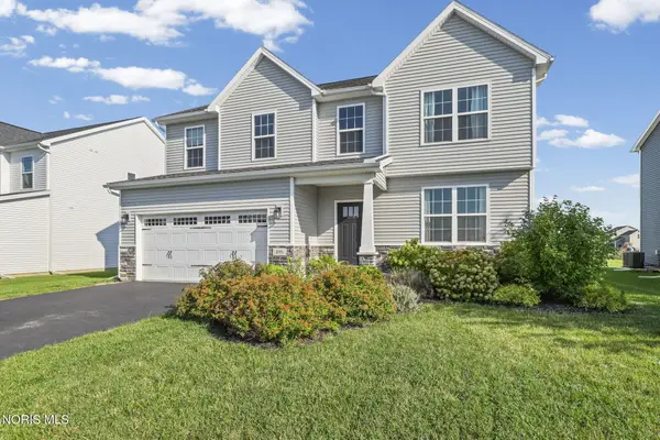 199 Valley Hall Drive, Perrysburg, OH 43551
