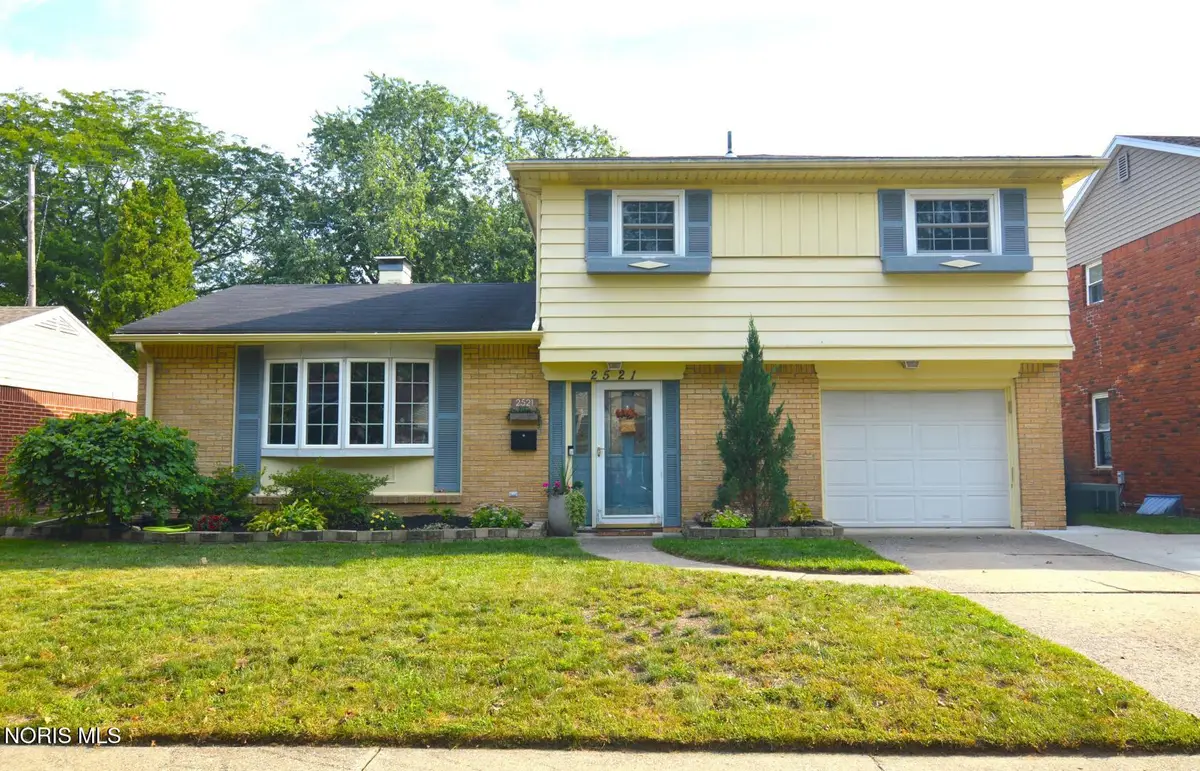 2521 Edgebrook Drive, Toledo, OH 43613 - #1