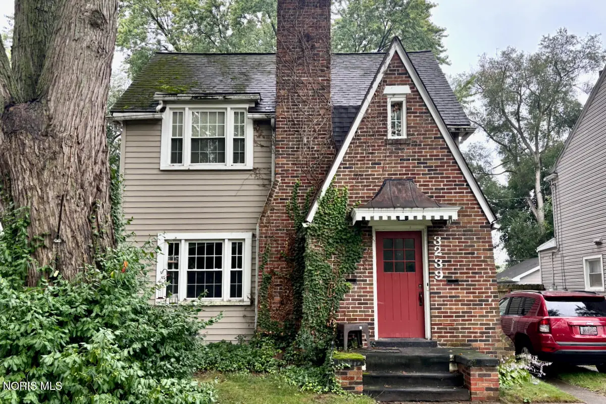 3239 Algonquin Parkway, Toledo, OH 43606 - #1