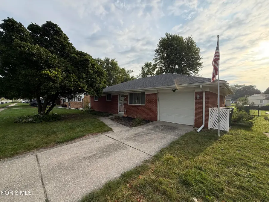 1520 Wilderness Drive, Maumee, OH 43537 - #2