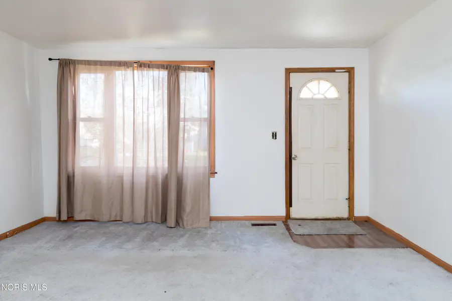 531 W Tiffin Street, Fostoria, OH 44830 - #3