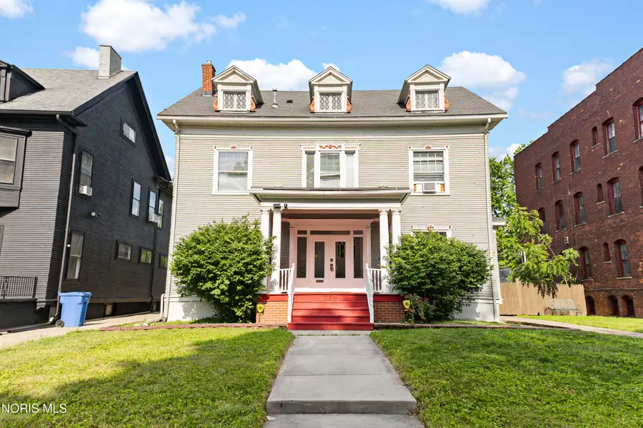 2108 Glenwood Avenue, Toledo, OH 43620 - #2