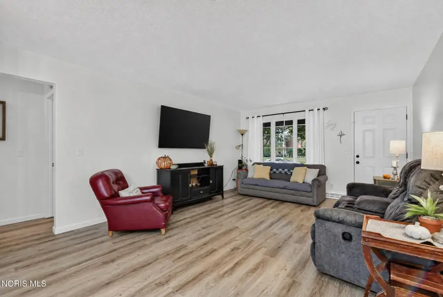 6530 Kingsbridge Drive # A1, Sylvania, OH 43560 - #3