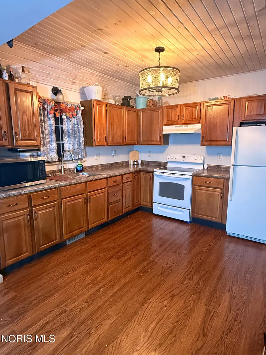 819 Delaware Avenue, Montpelier, OH 43543 - #2