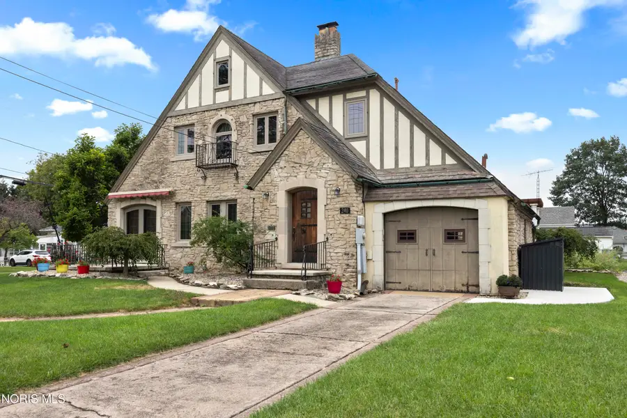 240 E Water Street, Oak Harbor, OH 43449 - #3