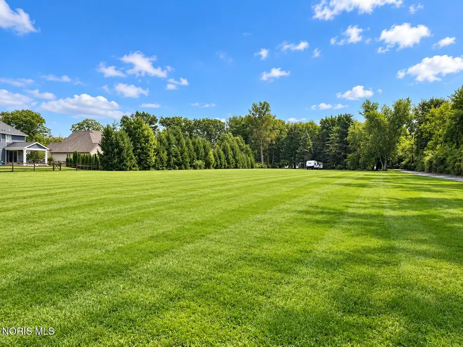 7539 Maumee Western Road, Maumee, OH 43537 - #3