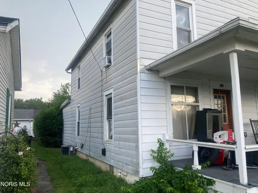 502 Short Elm Street, Fostoria, OH 44830 - #3