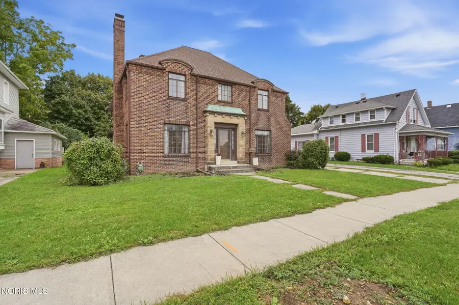 733 N Main Street, Fostoria, OH 44830 - #2