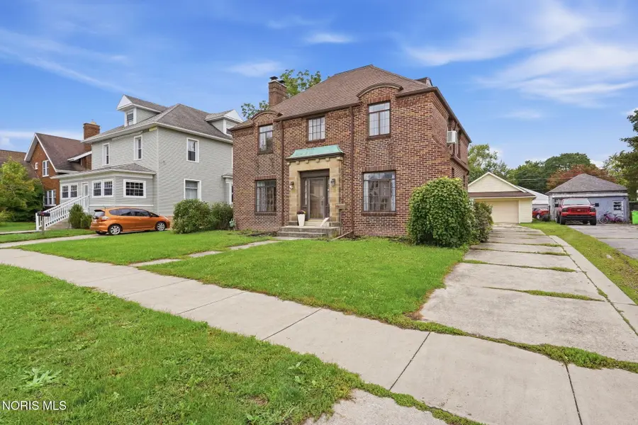 733 N Main Street, Fostoria, OH 44830 - #3