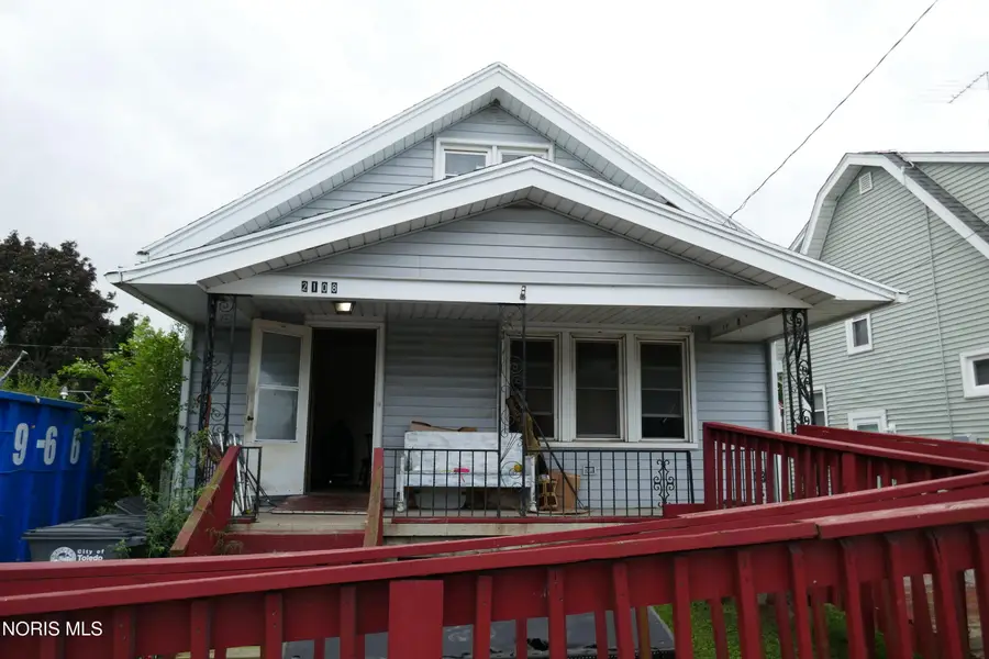 2108 Hoops Drive, Toledo, OH 43611 - #2