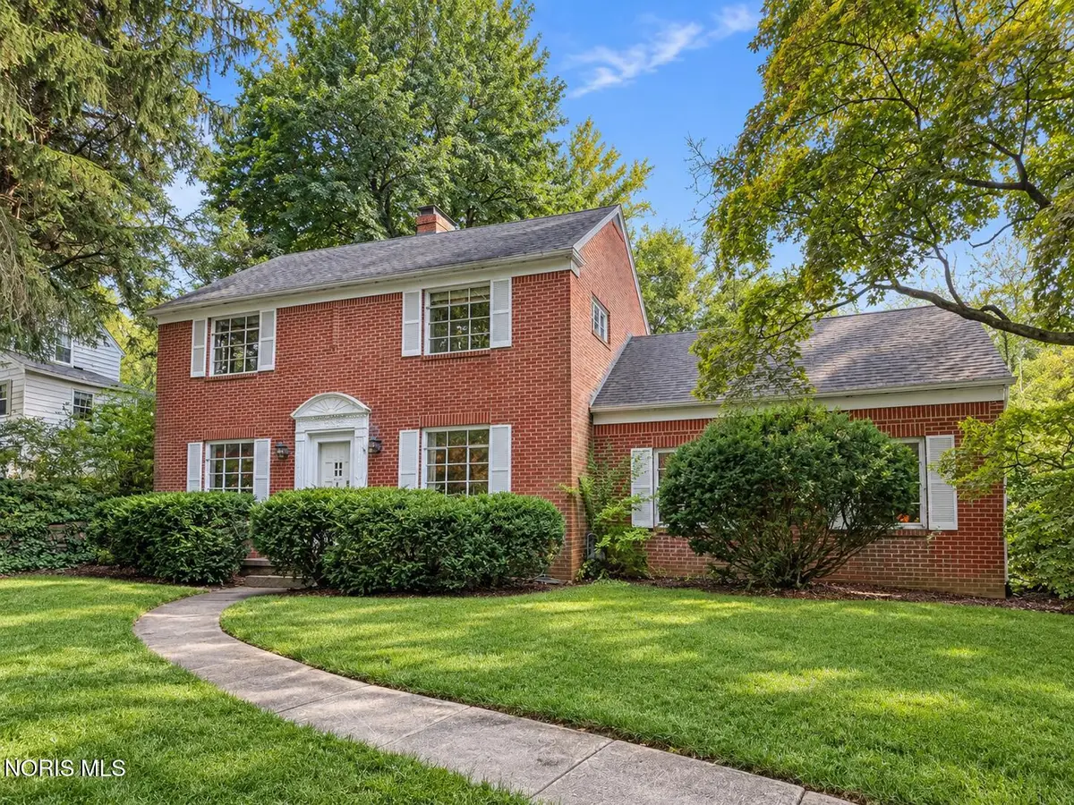 2239 Dundas Road, Ottawa Hills, OH 43606 - #1