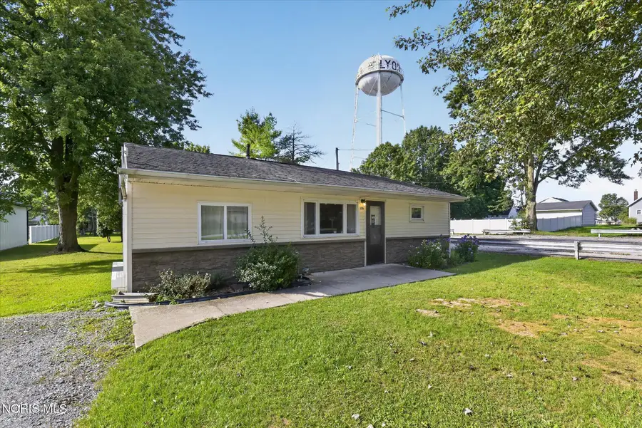 106 Cleveland Street, Lyons, OH 43533 - #2