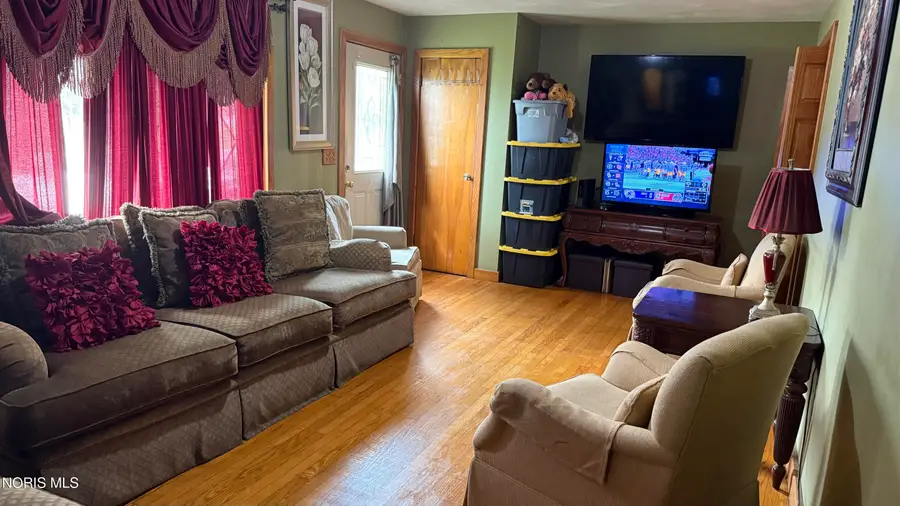 1125 Ottawa Avenue, Defiance, OH 43512 - #3