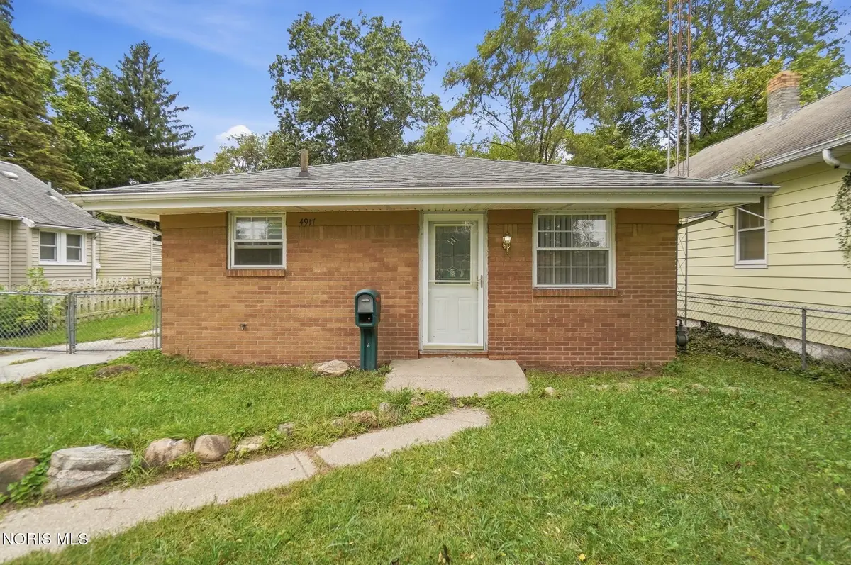 4917 Bowser Drive, Toledo, OH 43613 - #1