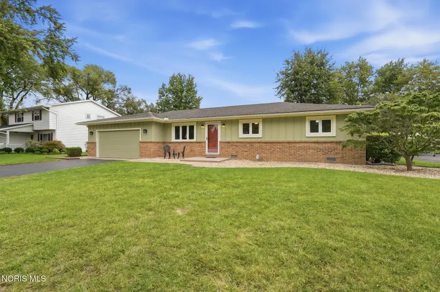 1744 Cass Road, Maumee, OH 43537 - #3
