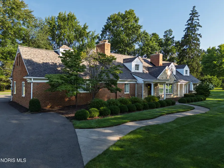 2953 Westchester Road, Ottawa Hills, OH 43615 - #2