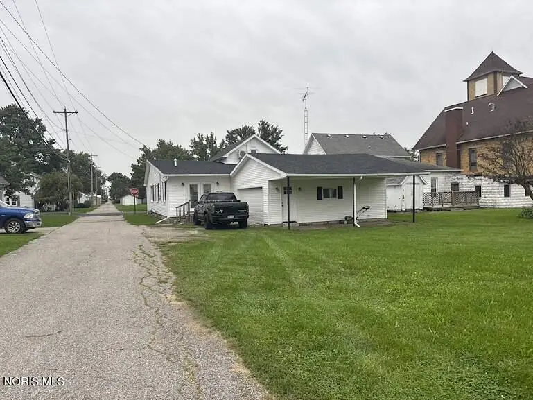 124 E Maple Street, Deshler, OH 43516 - #2