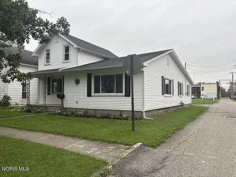 124 E Maple Street, Deshler, OH 43516 - #3