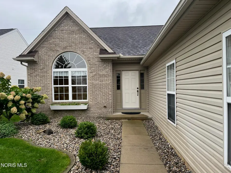 4967 Lake Breeze Lane, Maumee, OH 43537 - #2