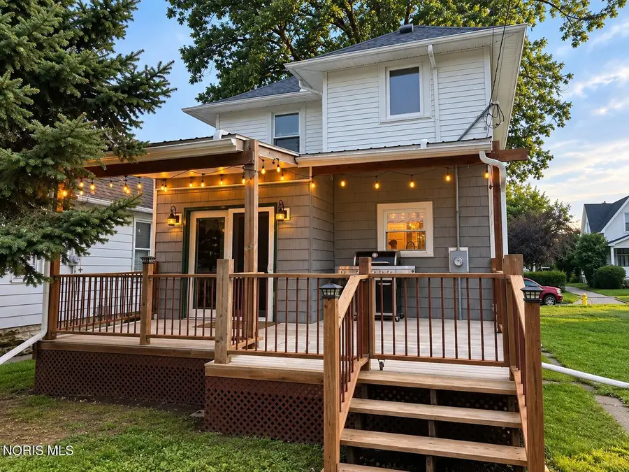 151 Oak Street, Rossford, OH 43460 - #2