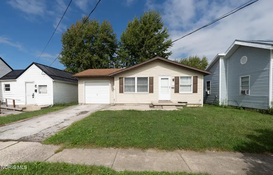 316 Lester Avenue, Findlay, OH 45840 - #2