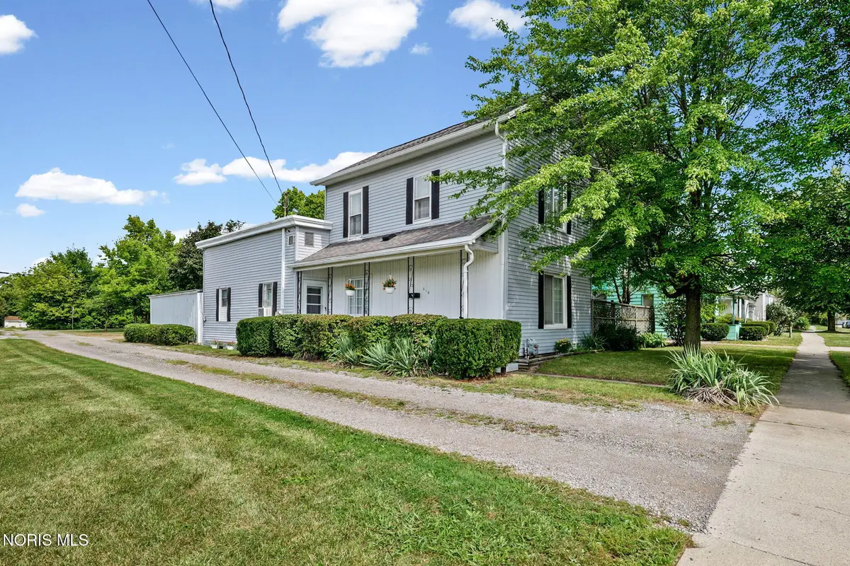 518 Lawn Avenue, Findlay, OH 45840 - #1