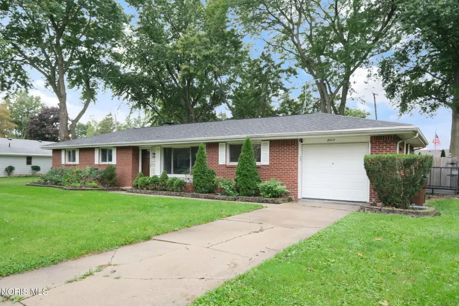 25117 Ella Street, Perrysburg, OH 43551 - #3