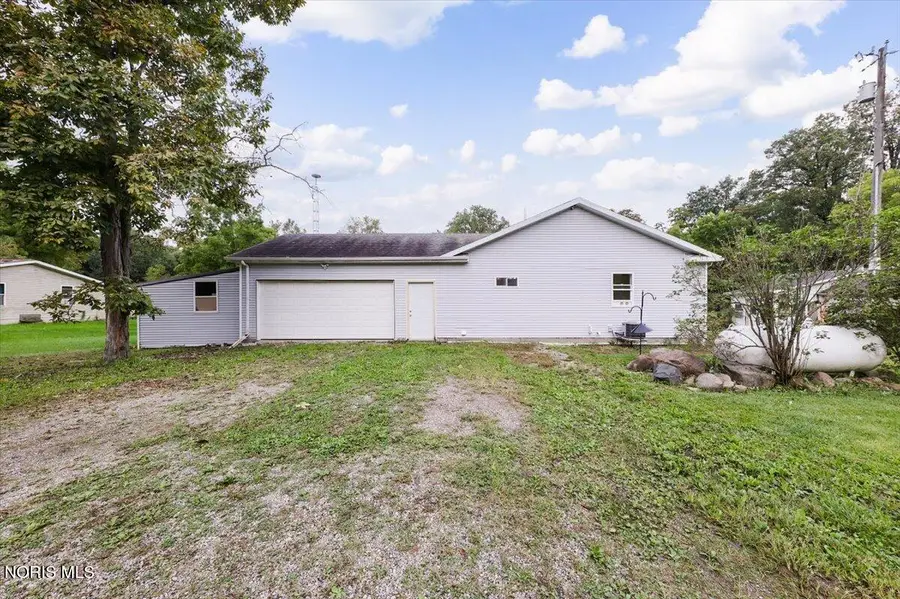 411 E Park Street, Montpelier, OH 43543 - #2