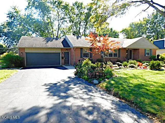 411 Church Hill Drive, Findlay, OH 45840 - #1