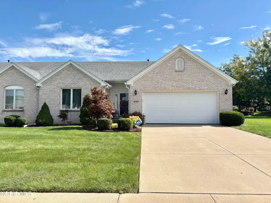 4545 Blackstone Drive, Maumee, OH 43537 - #3
