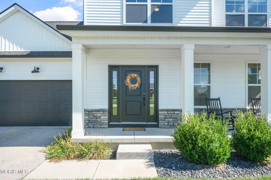 4925 Black Road, Monclova, OH 43542 - #3