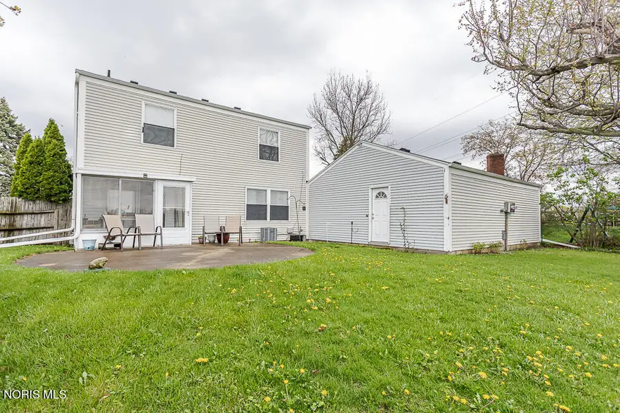 3693 Lakepointe Drive, Northwood, OH 43619 - #3