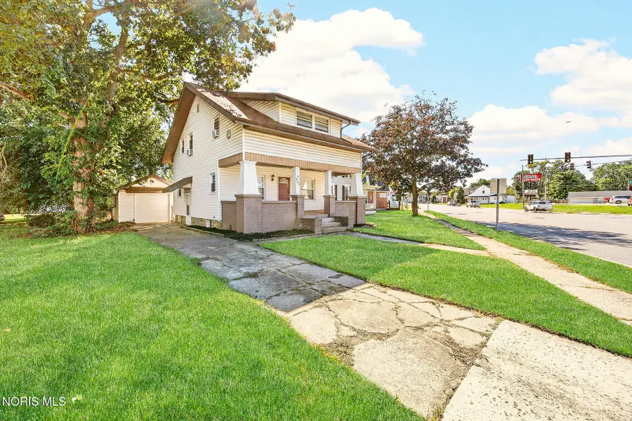 607 Tiffin Avenue, Findlay, OH 45840 - #3