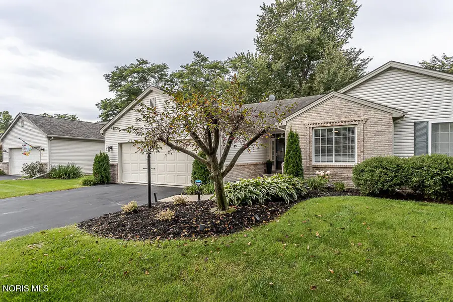 552 Crystal Lake Drive, Holland, OH 43528 - #3