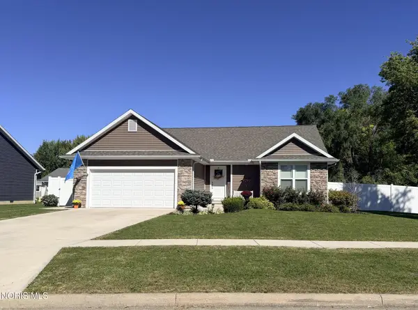 1180 Kennsington Drive, Findlay, OH 45840