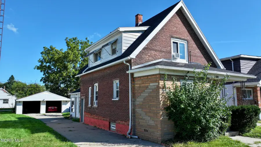 2350 Nebraska Avenue, Toledo, OH 43607 - #3
