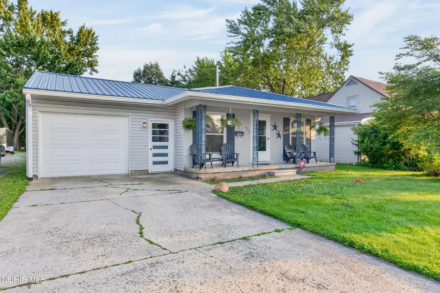 1040 E 2nd Street, Ottawa, OH 45875 - #2